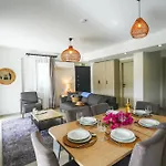 Karya Villa *