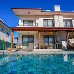 Karya Villa