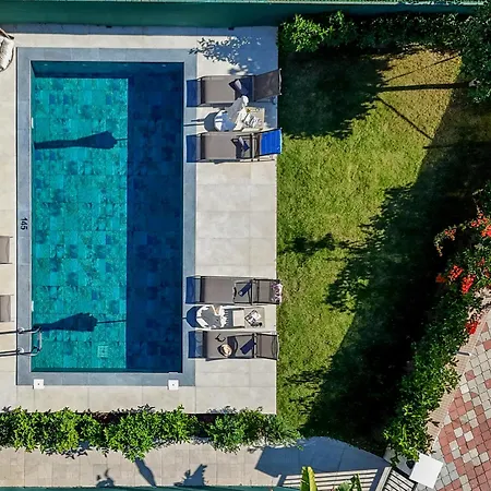 Karya Villa *