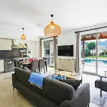 Karya Villa *