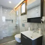 Villa Karya *